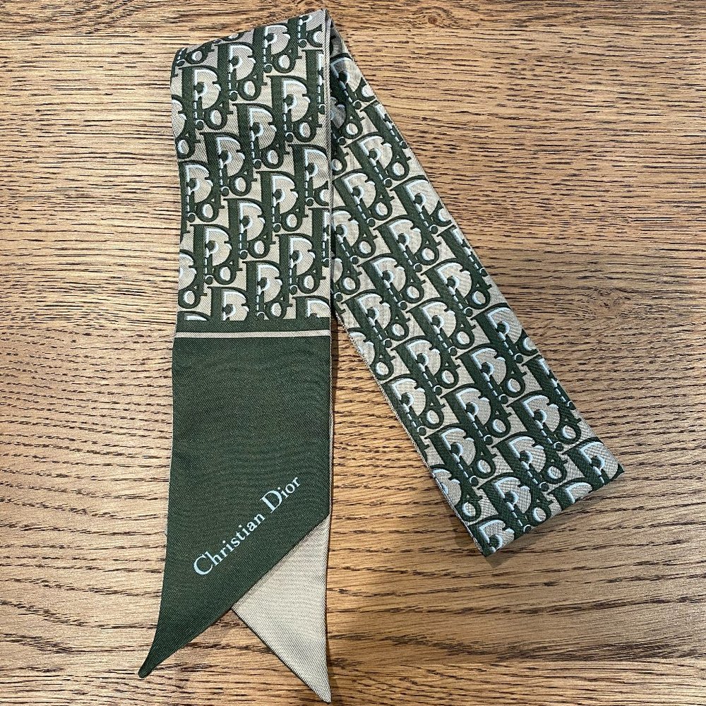 Mitzah scarf Christian Dior Oblique